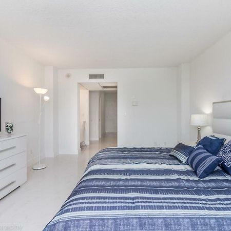Ocean Reserve Sunny Isles マイアミビーチ エクステリア 写真